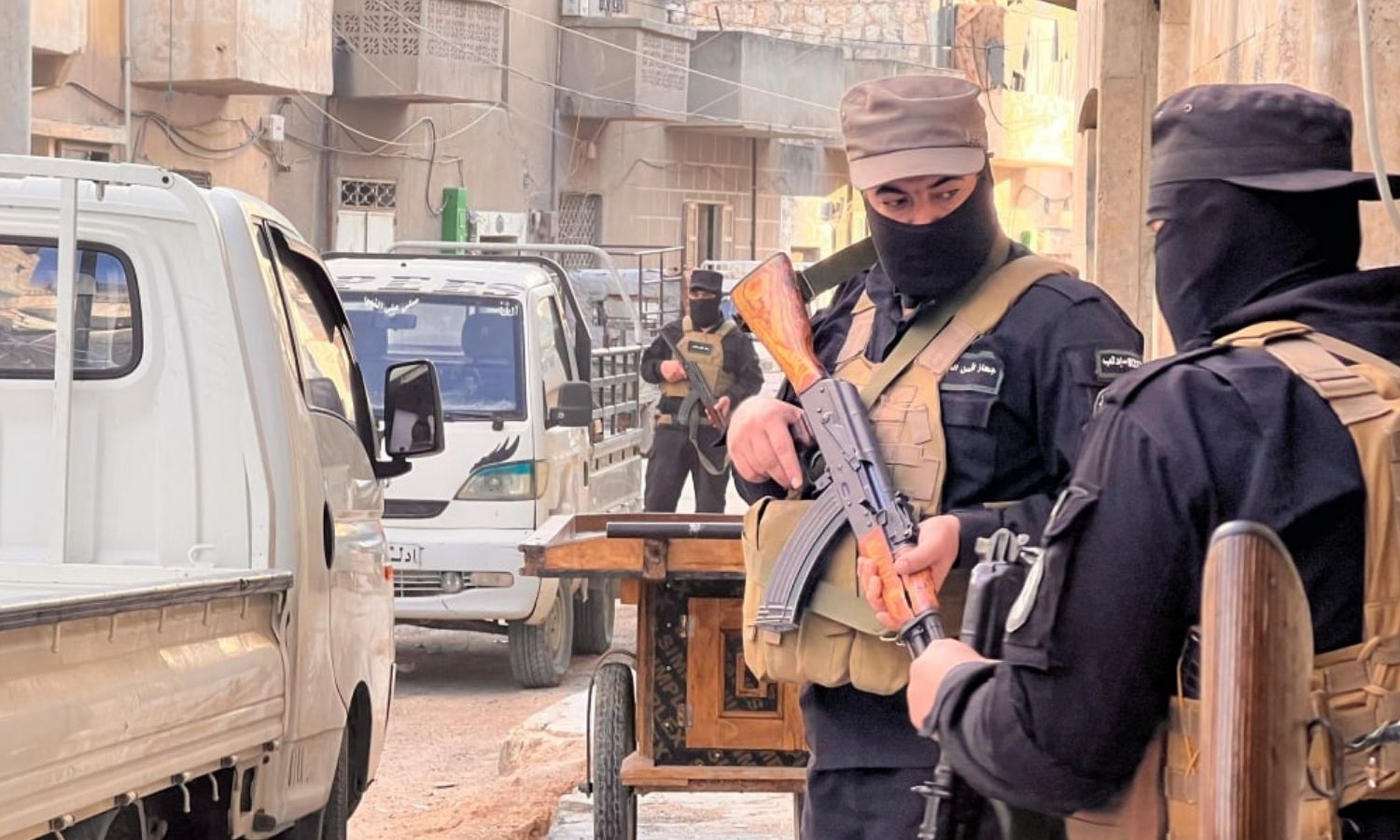 “الأمن العام” يعلن القبض على عناصر سرية تستهدف الأتراك في إدلب
