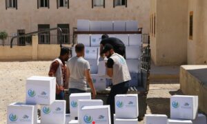 فريق تطوعي (أمل سوريا) يوزع حصصاً غذائية بريف مدينة جرابلس- 24 تموز 2022 (المجلس المحلي في جرابلس)