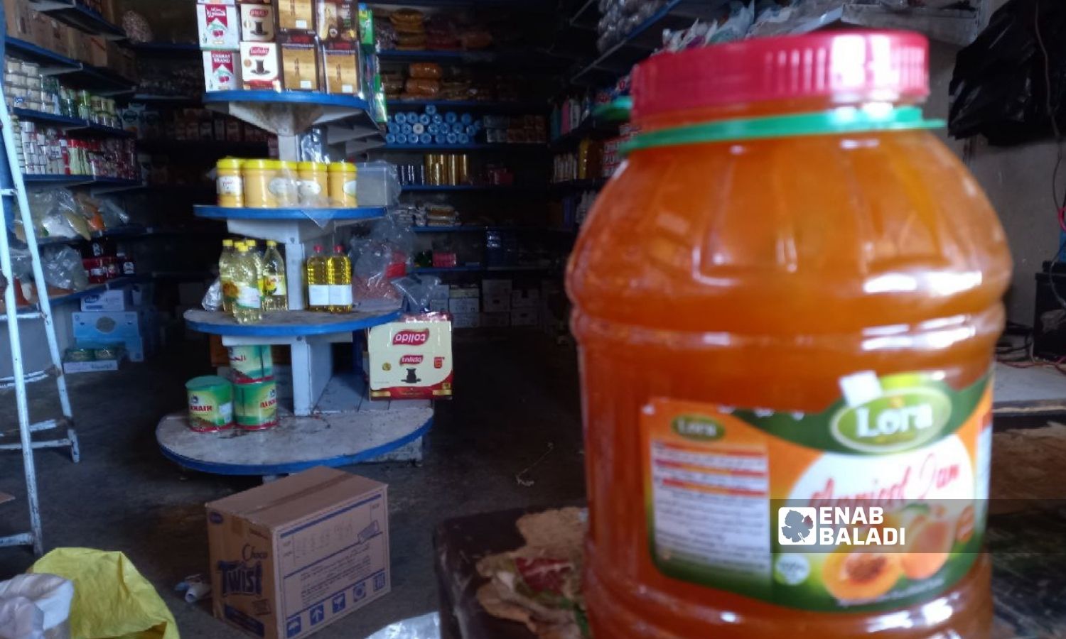 محل لبيع المواد الغذائية في ريف درعا الغربي في 18 من آب 2022 (عنب بلدي/ حليم محمد)