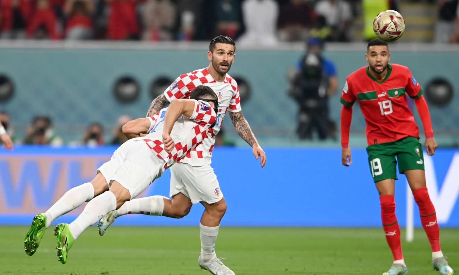 اللاعب جفارديول يسجل الهدف الأول لكرواتيا على المغرب في مباراة تحديد المركز الثالث من نهائيات كأس العالم في قطر 2022- 17 من كانون الأول 2022 ( HNS/تويتر)