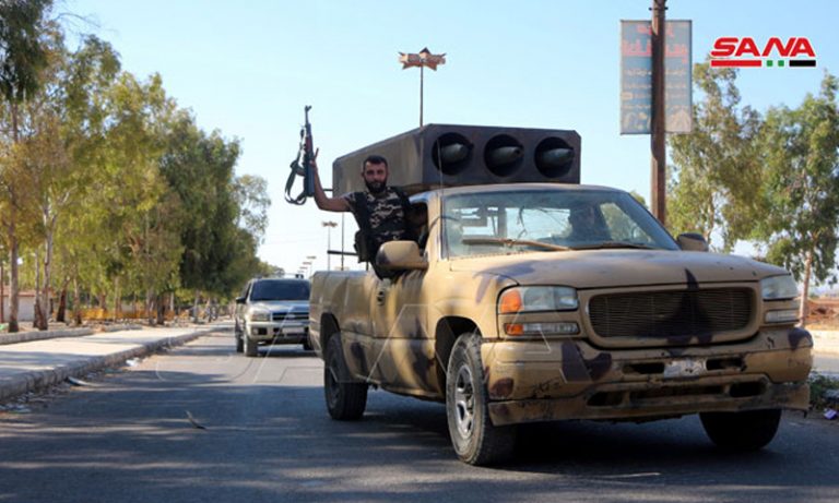 راجمات جولان في طريقها إلى محيط درعا البلد خلال هجوم النظام على المدينة - 20 آب 2021 (سانا)