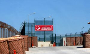 مركز ترحيل تابع لإدارة الهجرة التركية في ولاية غازي عنتاب (VOA)