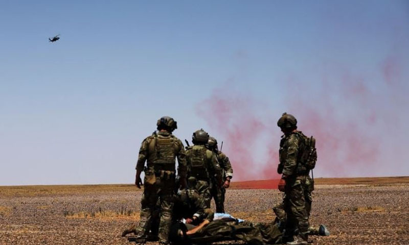 جنود أمريكيين خلال تدريبات لقوات التحالف شمال شرقي سوريا- 7 نيسان 2022 (العزم الصلب)