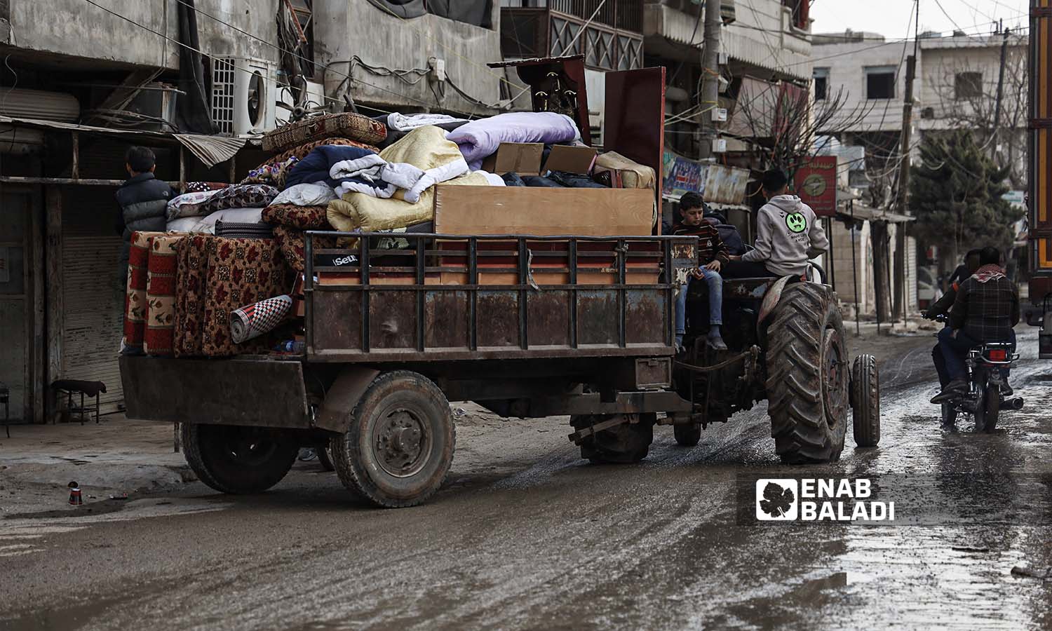  شوارع مدينة جنديرس بريف حلب بعد الزلزال الذي ضرب شمالي غربي سوريا - 24شباط 2023 (عنب بلدي/ أمير خربطلي)