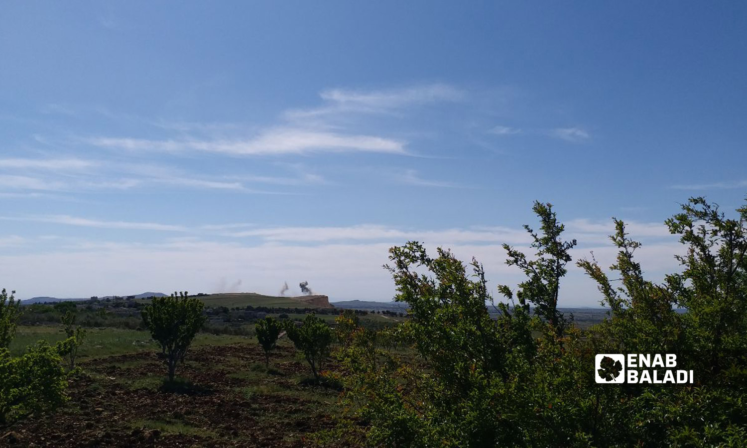 استهداف مناطق تابعة لـ"اللواء 90" في بلدة جباتا الخشب بريف القنيطرة الشمالي- 11 من أيار 2022 (عنب بلدي)