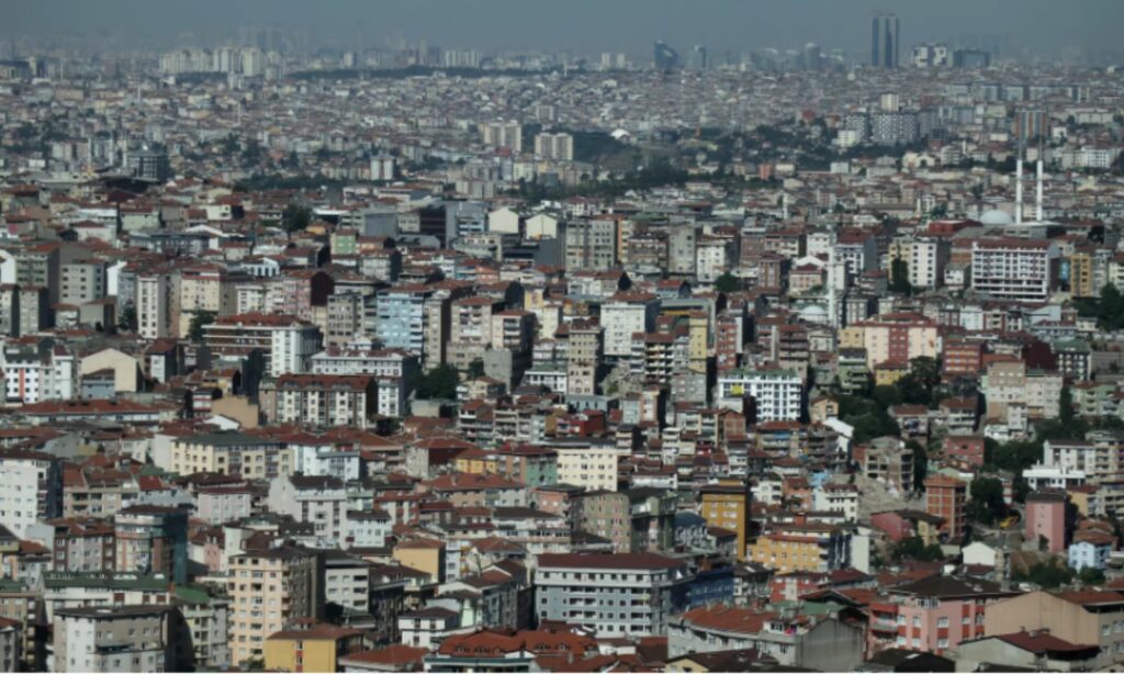 صورة تظهر كثافة المنازل في اسطنبول- 2 من آذار 2023 (سبوتنيك)