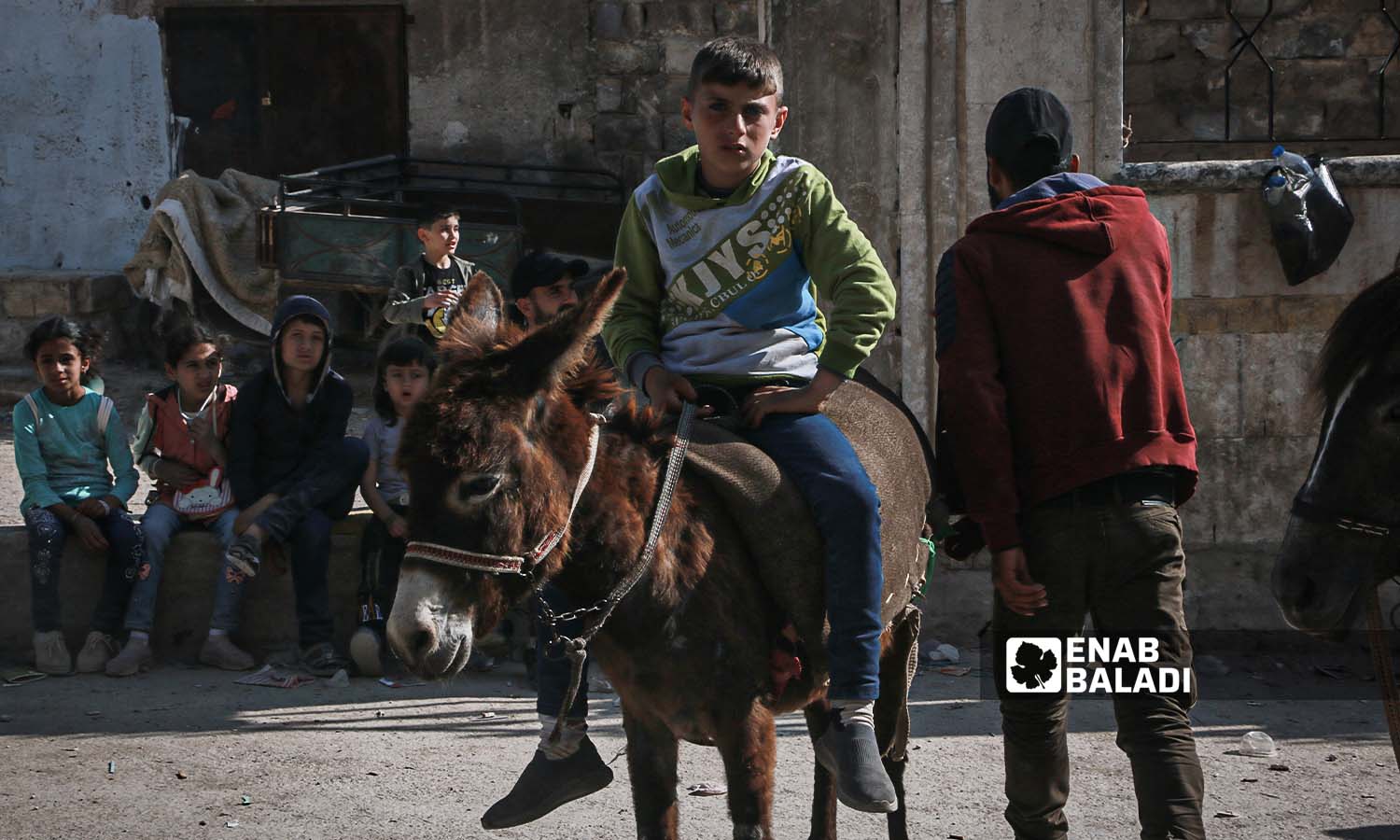 أجواء عيد  الفطر في مدينة إدلب  - 23 من نيسان 2023 (عنب بلدي/ أنس الخولي)