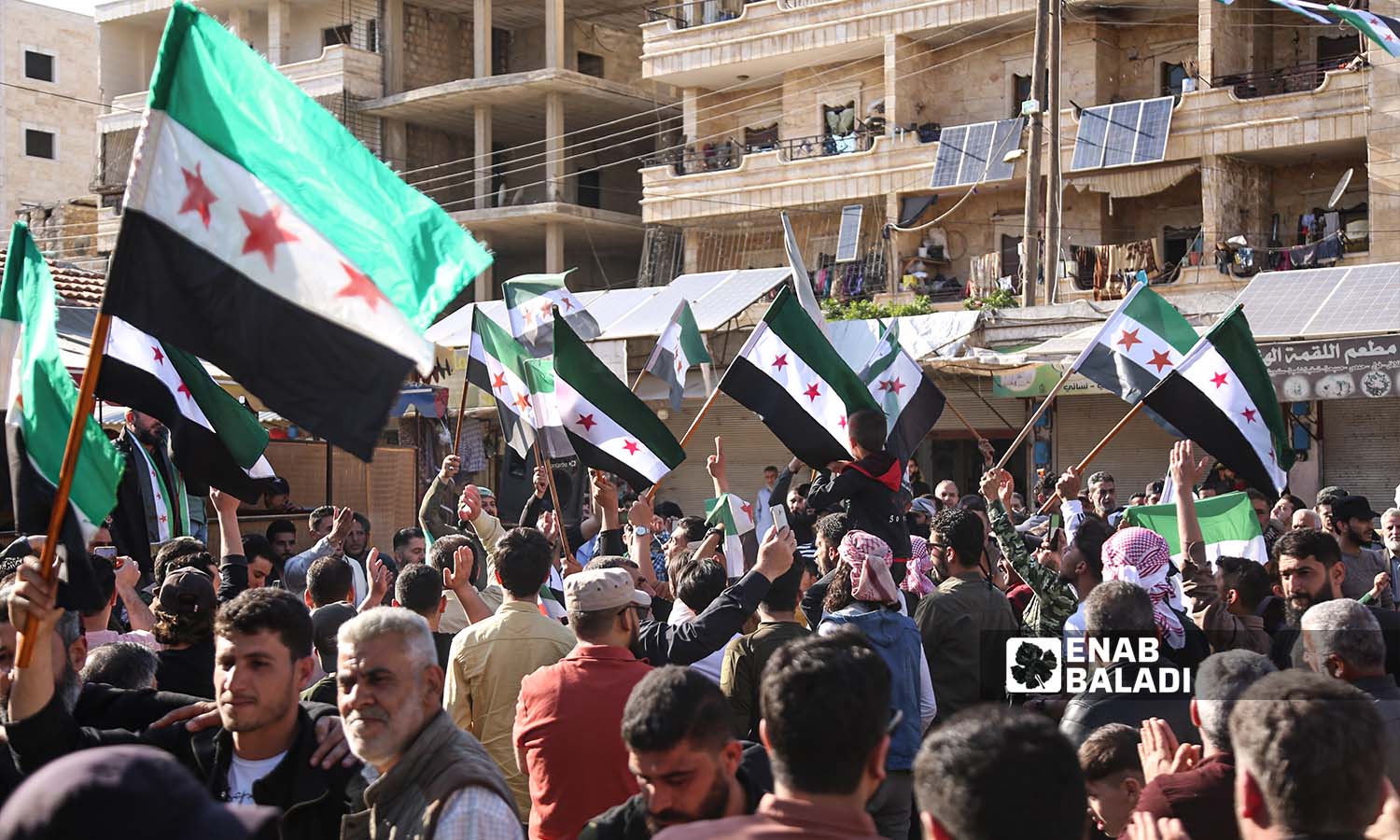 مظاهرة في مدينة عفرين  تحت شعار "لا للتطبيع مع الأسد " - 23 من نيسان 2023 (عنب بلدي/ أمير خربطلي)
