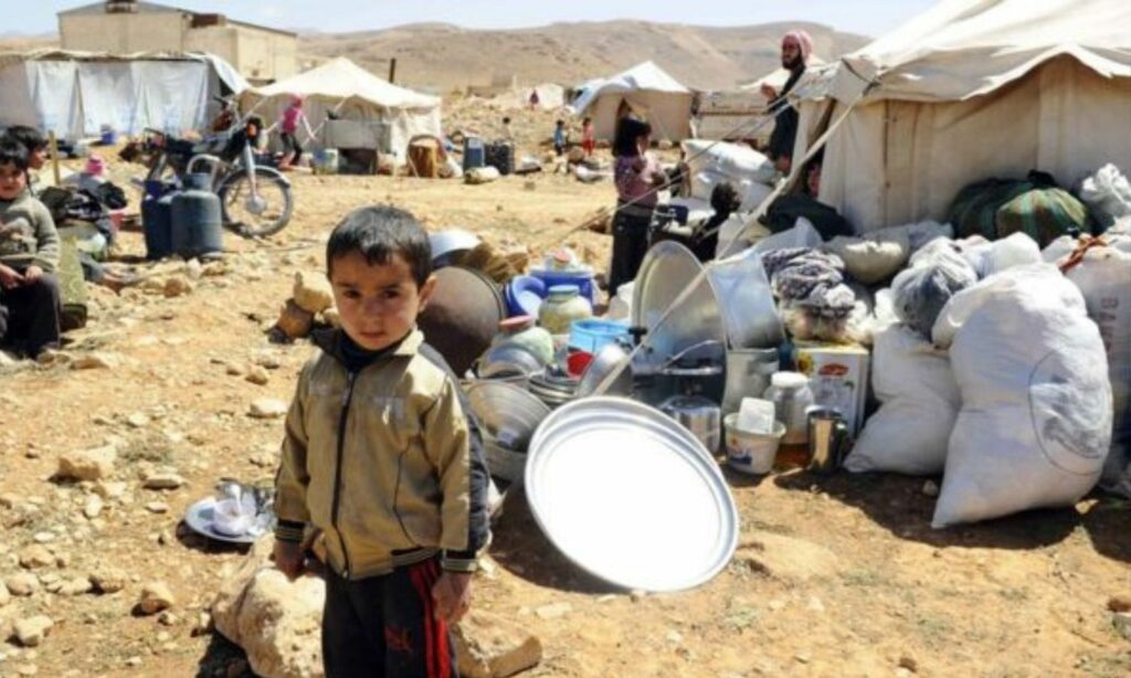 طفل سوري في أحد المخيمات للاجئين السوريين في لبنان (BBC)