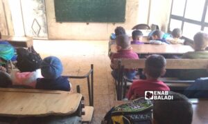 قاعة صفية في مدرسة ابتدائية بريف درعا الغربي- 9 آذار 2023 (عنب بلدي/ حليم محمد)
