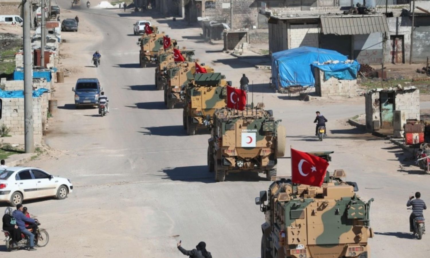 آليات عسكرية تركية في محافظة إدلب شمال غربي سوريا- 8 من آذار 2019 (daily sabah)
