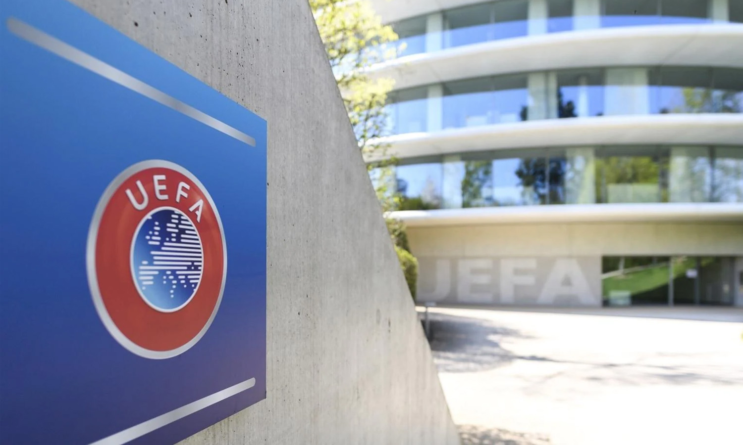 مقر الاتحاد الاوروبي لكرة القدم "يويفا" مدينة نيون السويسرية (UEFA)