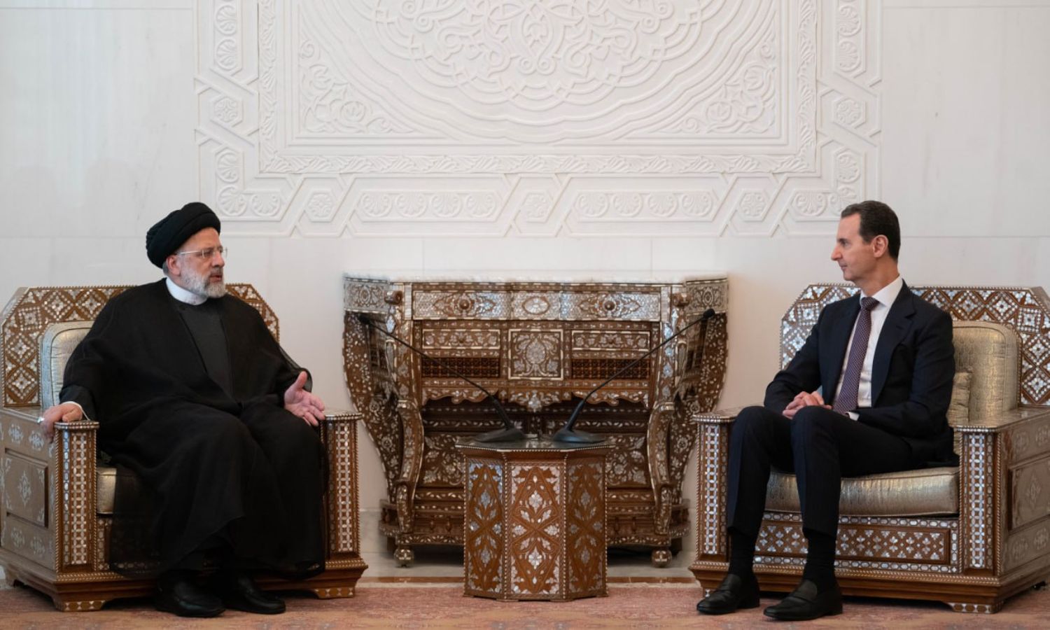 رئيس النظام السوري بشار الأسد يستقبل الرئيس الإيراني إبراهيم رئيسي في دمشق- 3 من أيار 2023 (رئاسة الجمهورية)