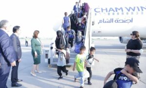 وصول رعايا طاجكستان من مخيمات شمال شرقي سوريا لبلادهم من على متن طائرة سورية مستأجرة- 21 أيار 2023 (الخارجية الطاجكستانية)