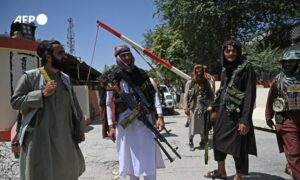 عناصر من حركة طالبان في شوارع أفغانستان 2021 (AFP) 