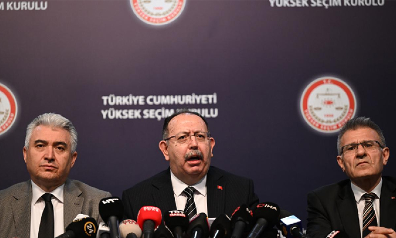 رئيس الهيئة العليا للانتخابات في تركيا، أحمد ينير- 15 من أيار 2023 (TRT HABER)