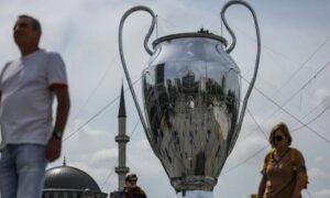 تجري الاستعدادات لنهائي دوري أبطال أوروبا بين مانشستر سيتي وإنتر ميلان في اسطنبول (ERDEM SAHIN/EPA-EFE/REX/Shutterstock)