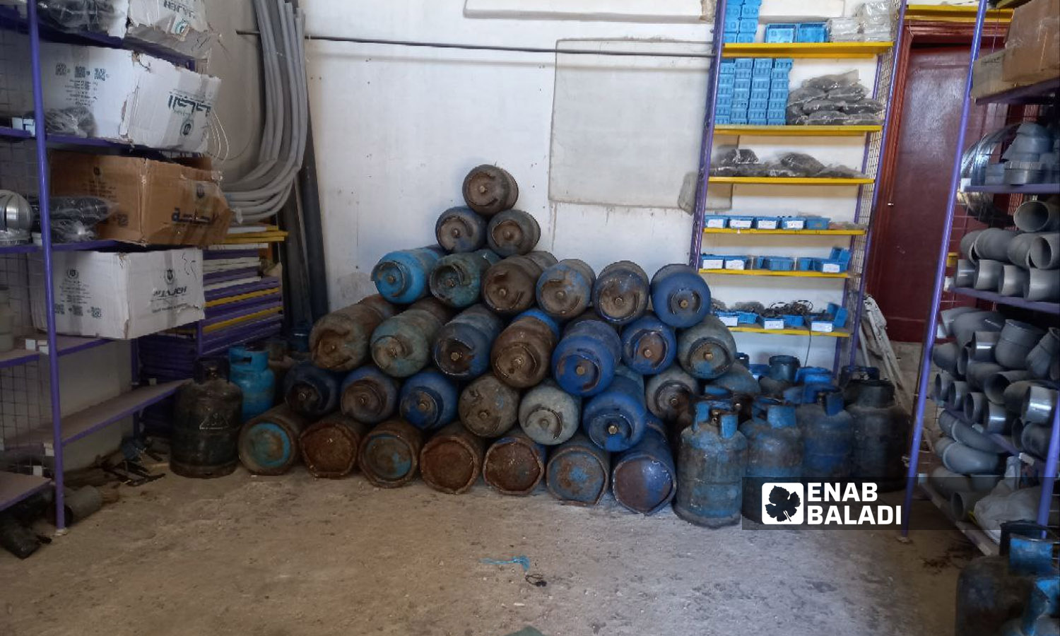 مركز لبيع الغاز في محافظة درعا- تشرين الأول 2022 (عنب بلدي/ حليم محمد)