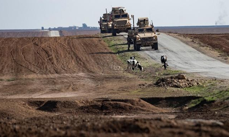 تستمر التعزيزات الأمريكية اللوجستية والعسكرية بالدخول إلى شمال شرقي سوريا قادمة من الأراضي العراقية- 12 شباط 2022 (AFP)
