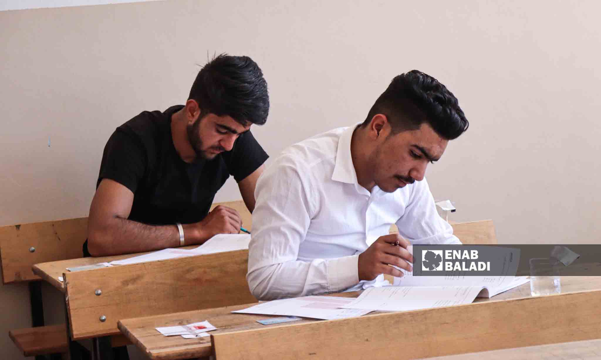  طلاب يؤدون امتحانات الثانوية برأس العين - 5 من تموز 2023 (عنب بلدي/ حسين شعبو) 