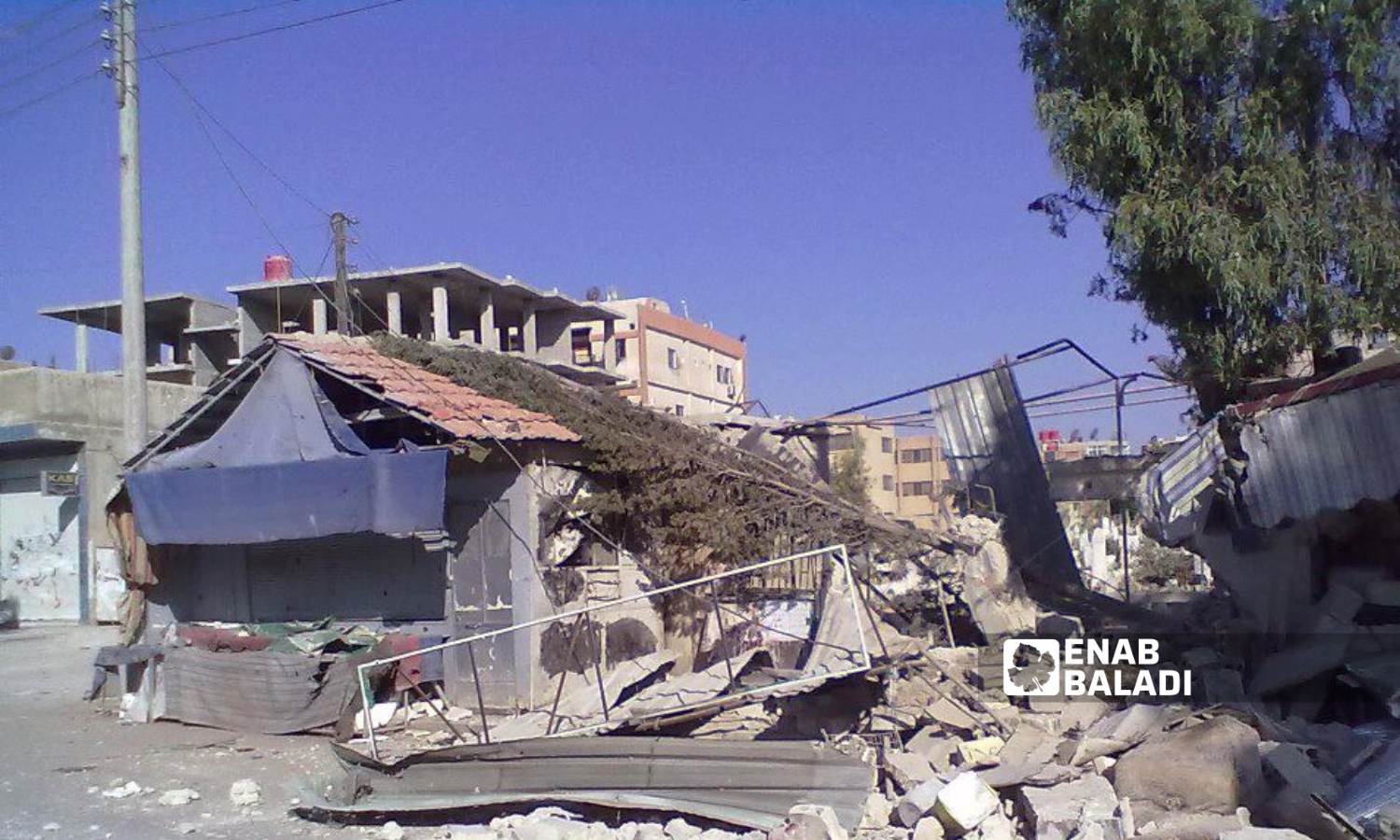 أحياء داريا المدمرة بعد مجزرة ارتكبتها قوات النظام السوري - 25 من آب 2012 (عنب بلدي)
