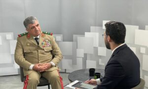 وزير الدفاع في حكومة النظام، علي محمود عباس خلال لقاء مع قناة 