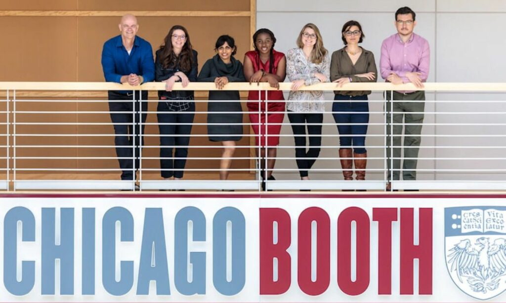 التسجيل على منحة مركز ستيجلر مستمر حتى 15 من تشرين الأول المقبل (chicagobooth)