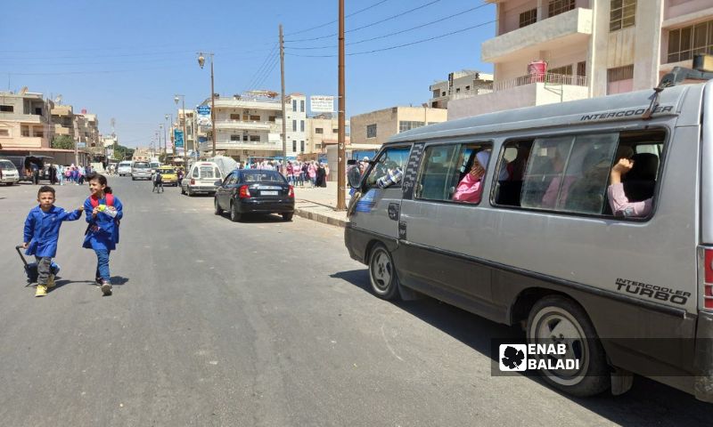 من أمام مدارس المحطة في حي الكاشف بمدينة درعا- 12 أيلول 2023 (عنب بلدي/ سارة الأحمد)