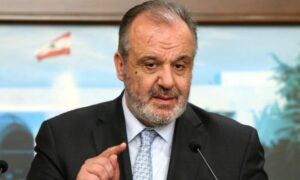 وزير الصناعة في حكومة تصريف الأعمال اللبنانية جورج بوشكيان- 26 نيسان 2022 (جورج بوشكيان/فيس بوك)