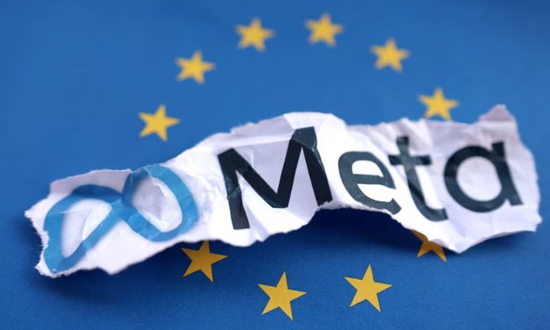 يظهر علم الاتحاد الأوروبي وفوقه شعار شركة "ميتا"- (رويترز)