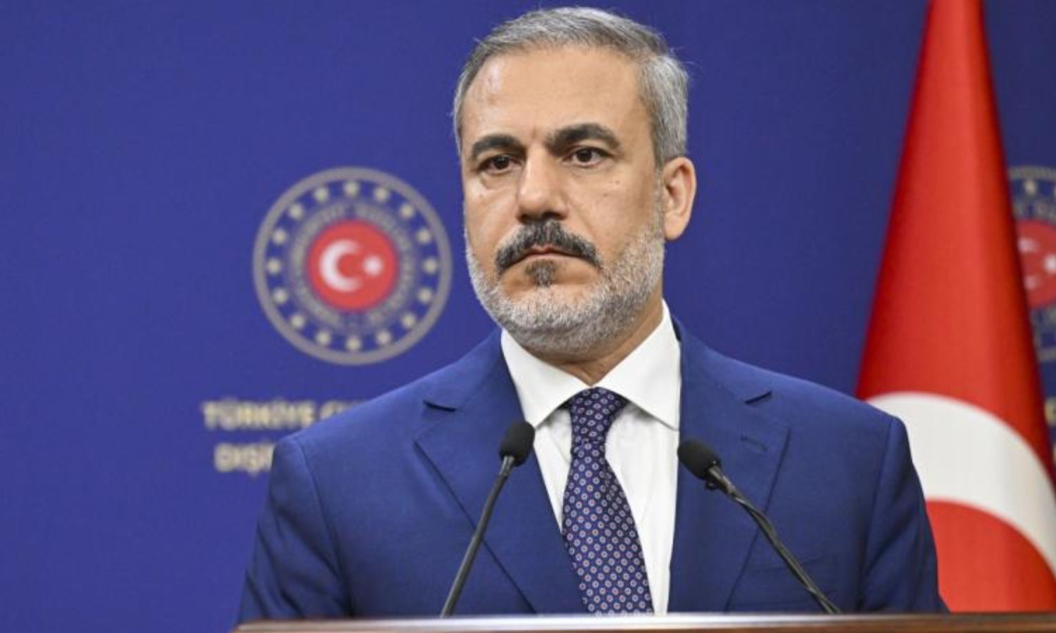 وزير الخارجية التركي، هاكان فيدان، يدلي بتصريحات خلال مؤتمر صحفي- 4 من تشرين الأول 2023 (TRT)