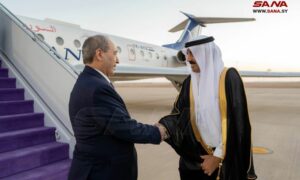 وزير الخارجية السوري، فيصل المقداد، يصل إلى الرياض للمشاركة في اجتماعات الجامعة العربية على المستوى الوزاري- 8 من تشرين الثاني 2023 (سانا)
