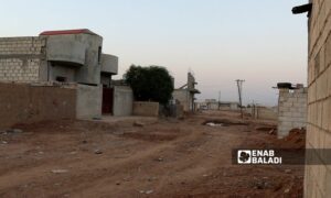 قرية الأميرط بريف رأس العين دون كهرباء منذ أربع سنوات – 6 من تشرين الثاني 2023 (عنب بلدي)
