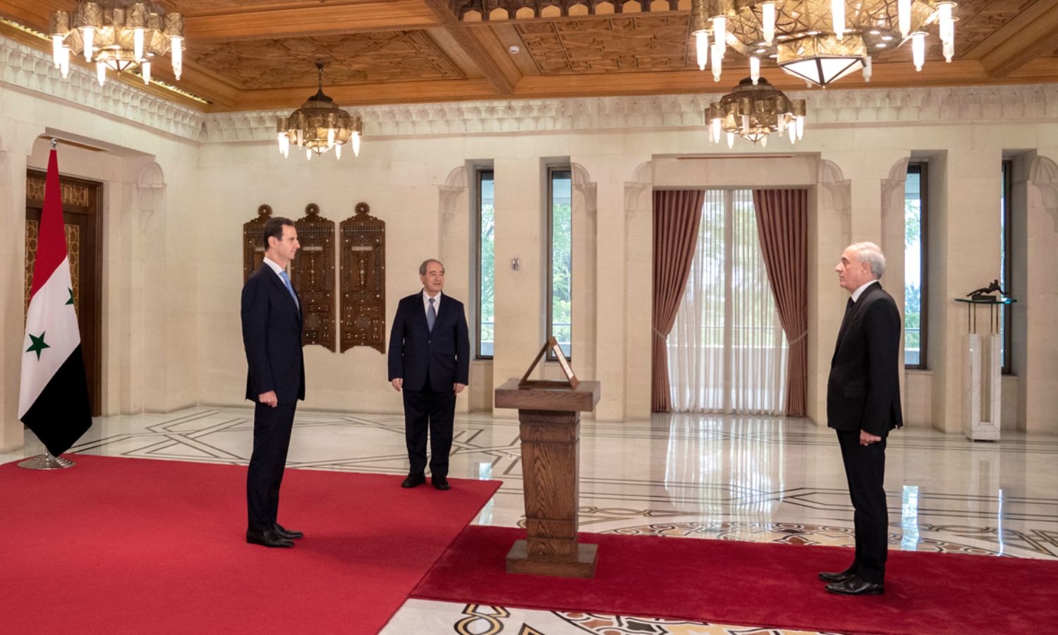 أيمن سوسان يؤدي اليمين القانونية أمام الأسد، سفيرًا لدى الرياض- 6 من كانون الأول 2023 (سانا)