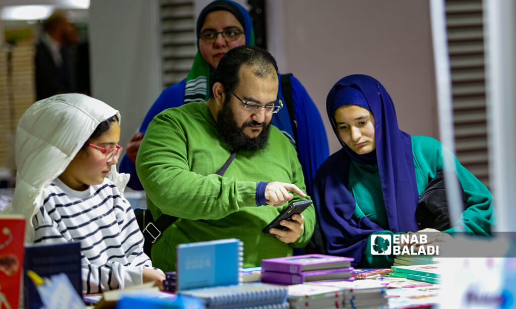 من فعاليات معرض إسطنبول الدولي للكتاب العربي بدورته الثامنة في تركيا- 15 من كانون الأول 2023 (عنب بلدي/يوسف حمّص)