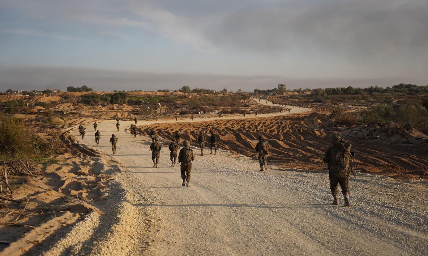 عناصر من الجيش الإسرائيلي خلال الاجتياح البري الإسرائيلي لقطاع غزة- 8 من كانون الأول 2023 (الجيش الإسرائيلي/ تويتر)