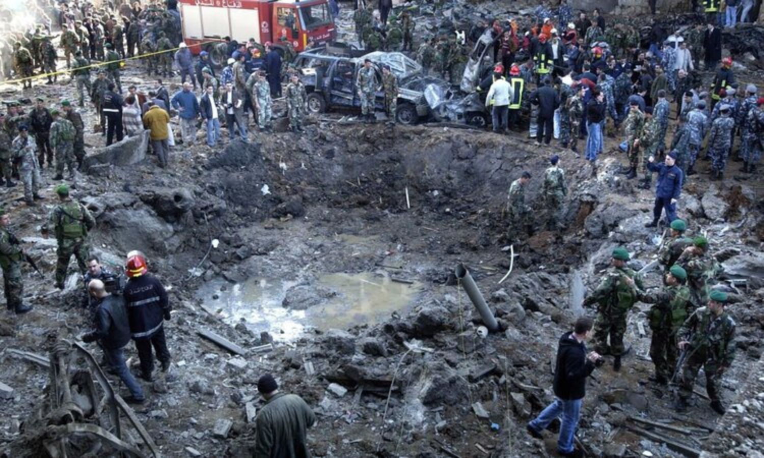 آثار انفجار اغتيال رفيق الحريري في بيروت- 14 شباط 2005 (نيويورك تايمز)