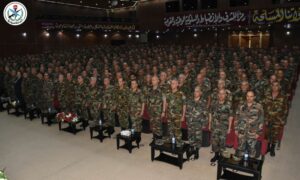 من حفل تخريج ضباط في قوات النظام السوري من "الأكاديمية العسكرية العليا"- أيلول 2023 (وزارة الدفاع في حكومة النظام/ فيس بوك)