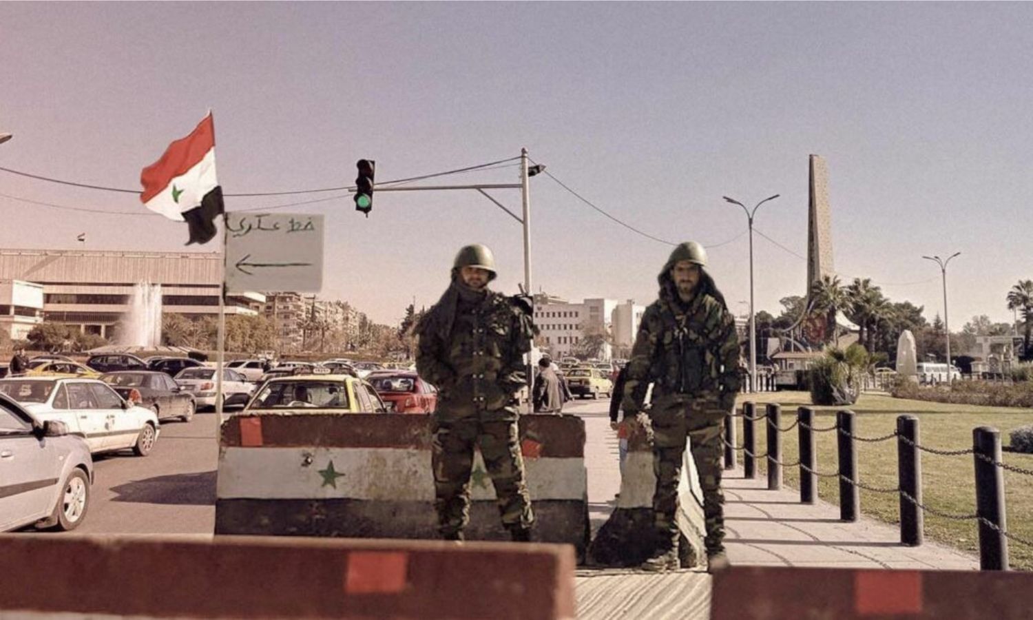 جنود من قوات النظام في دمشق (تعديل عنب بلدي)