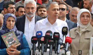 وزير الداخلية التركي يلقي كلمة في ولاية ديار بكر- حزيران 2023 (يني شفق)