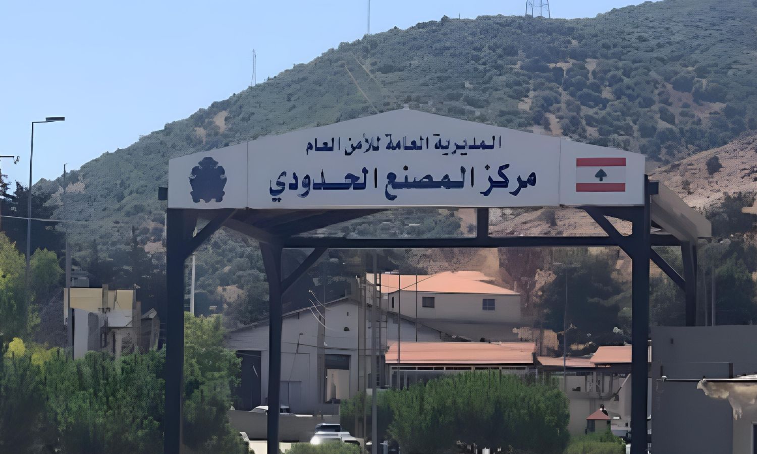 معبر المصنع على الحدود السورية - اللبنانية (المحامي أحمد سامي/ خرائط)