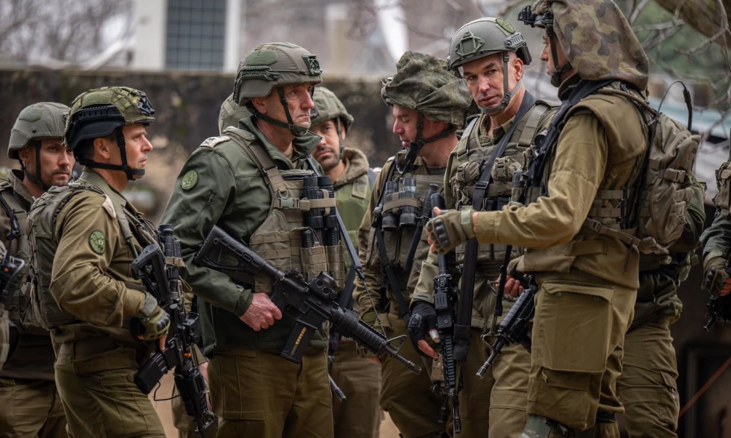 رئيس الأركان الإسرائيلي، هيرزي هاليفي، في زيارة لجنود إسرائيليين على الحدود مع لبنان 2 من شباط 2024 (الجيش الإسرائيلي)