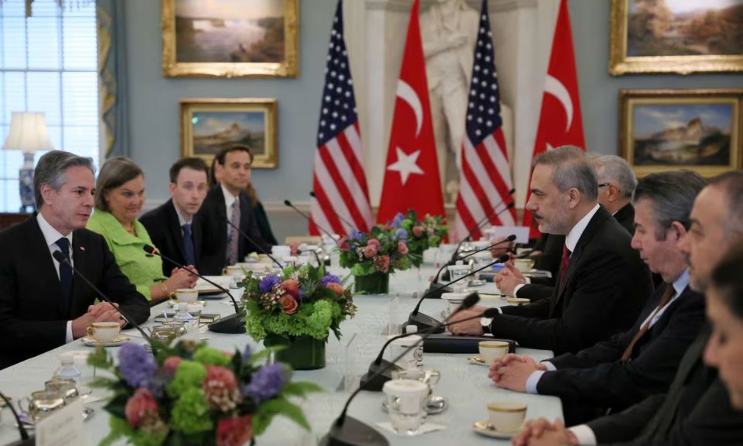 وزير الخارجية التركي، هاكان فيدان، يلتقي نظيره الأمريكي، أنتوني بلينكن، في واشنطن- 8 من آذار 2024 (رويترز/ ليا ميليس)