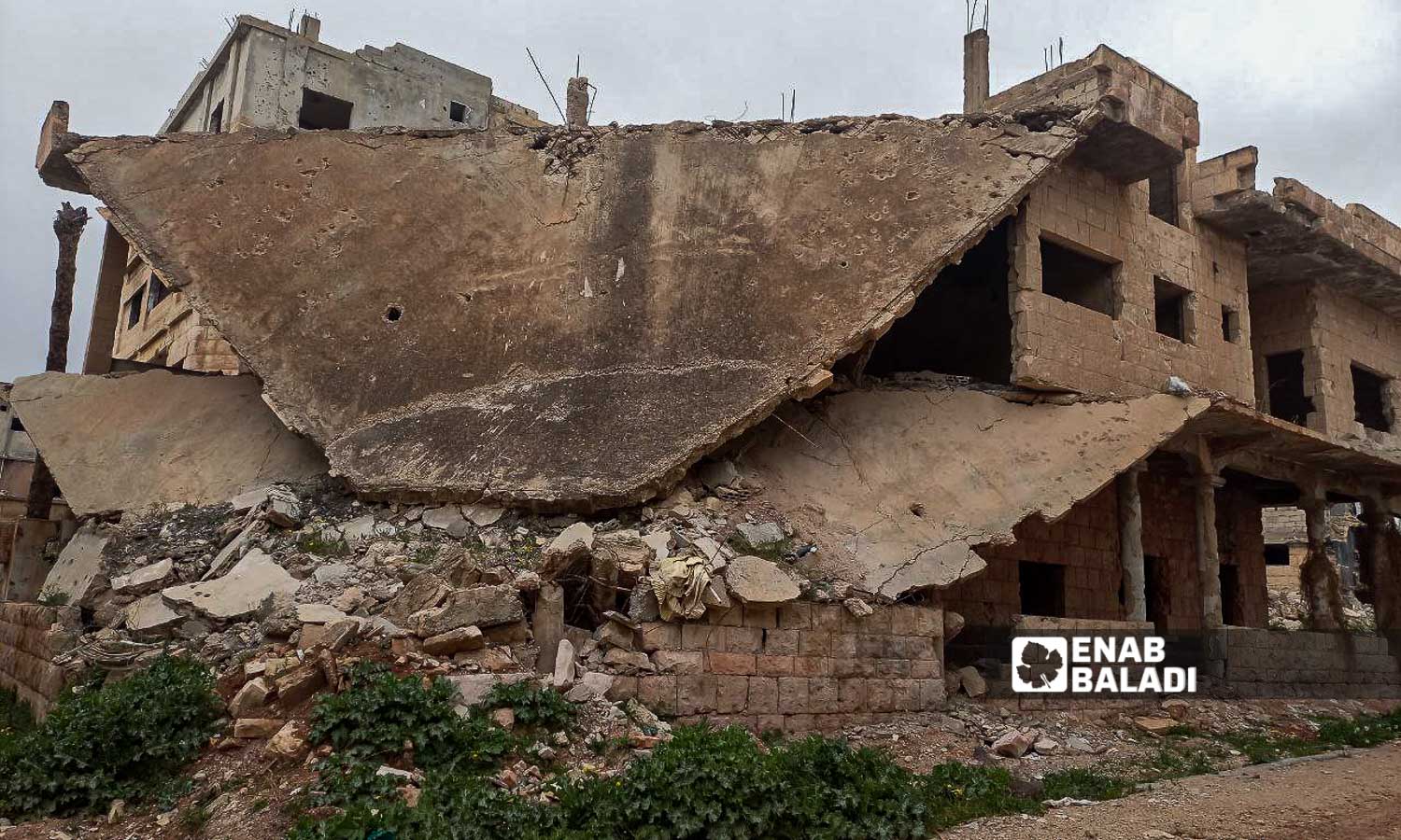 أثار الدمار في منطقة درعا المحطة - 17 من آذار 2024 (عنب بلدي/ سارة الأحمد)