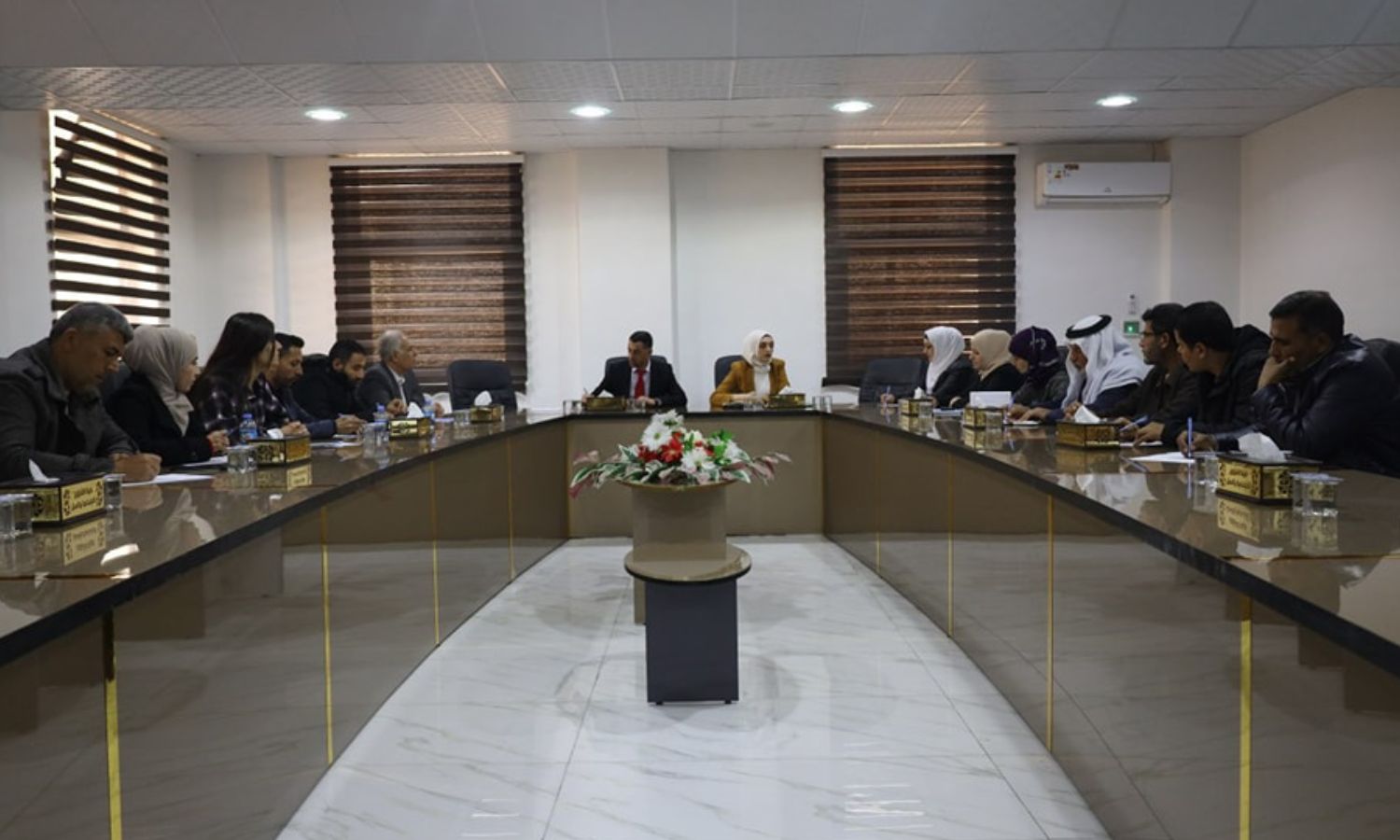 اجتماع "المفوضية العليا للانتخابات" لدى "الإدارة الذاتية" لشمال شرقي سوريا- 28 من آذار 2024 (الإدارة الذاتية/ فيس بوك)