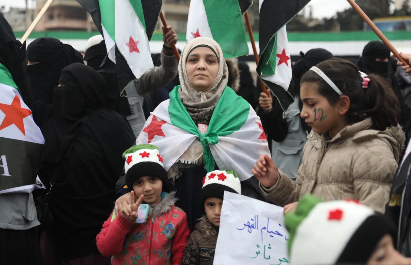 مظاهرات في الذكرى الثانية عشرة للثورة السورية في إدلب - 15 من آذار 2023 (الجزيرة)