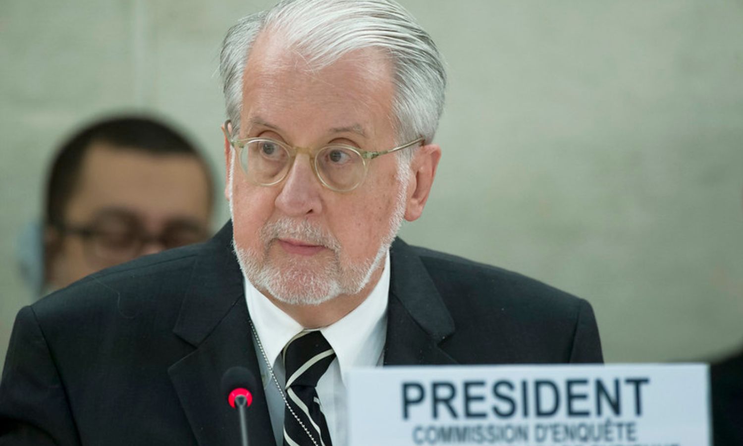 رئيس اللجنة الدولية المستقلة للتحقيق في الانتهاكات في سوريا باولو سيرجيو بينهيرو، في مجلس حقوق الإنسان بدورته الـ55 - 11 آذار 2024 (United Nations Geneva/ اكس)