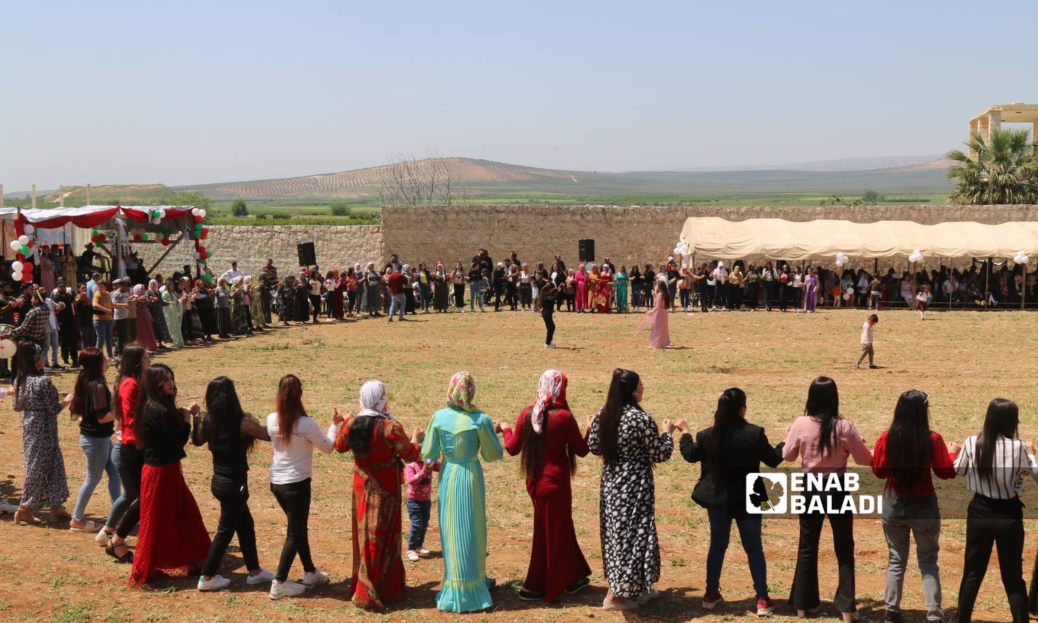 الإيزيديون يحتفلون بعيد "الأربعاء الأحمر"- أول أربعاء في نيسان حسب التقويم الشرقي- في عفرين - 17 من نيسان 2024 (عنب بلدي/ديان جنباز)