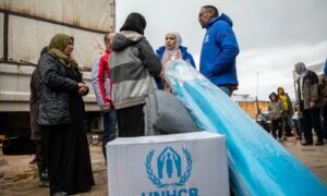 الأمم المتحدة تقدم المساعدات الإنسانية لسكان منطقة دير حافر بريف حلب شمالي سوريا- 19 من شباط 2024 (un in syria)