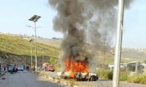 سيارة الناشط في "حزب الله" الذي قتل بغارة إسرائيلية- 23 من أيار 2024 (القناة 13)